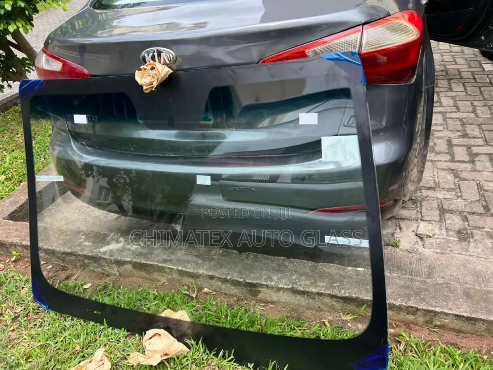 Kia Cerato 2014 Windscreen Glass Available