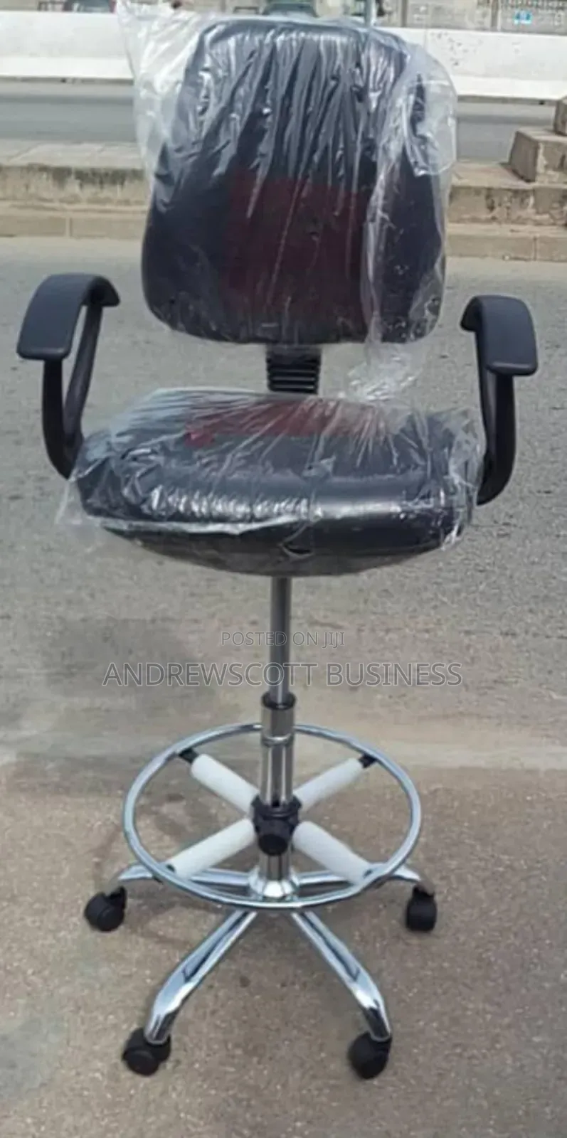 Executive Fabrics Cashier Chair