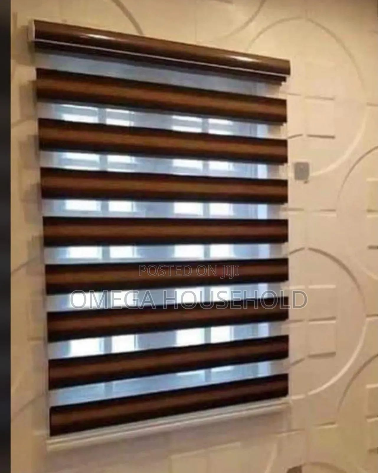Day and Night Window Blind for Home and Offices