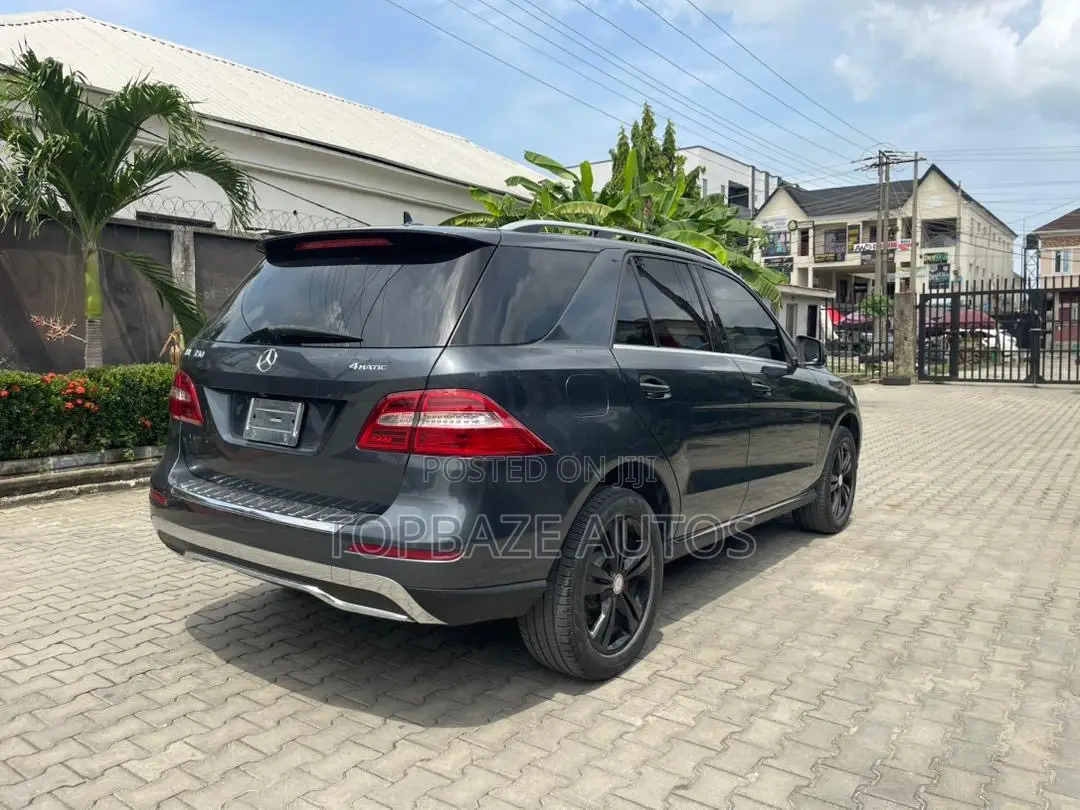 Mercedes-Benz M Class ML 350 4Matic 2013 Gray
