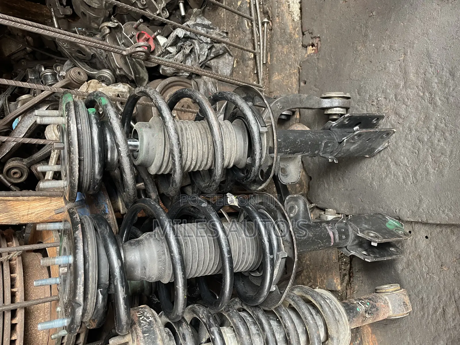 Front Shock for Ford Explorer 2013