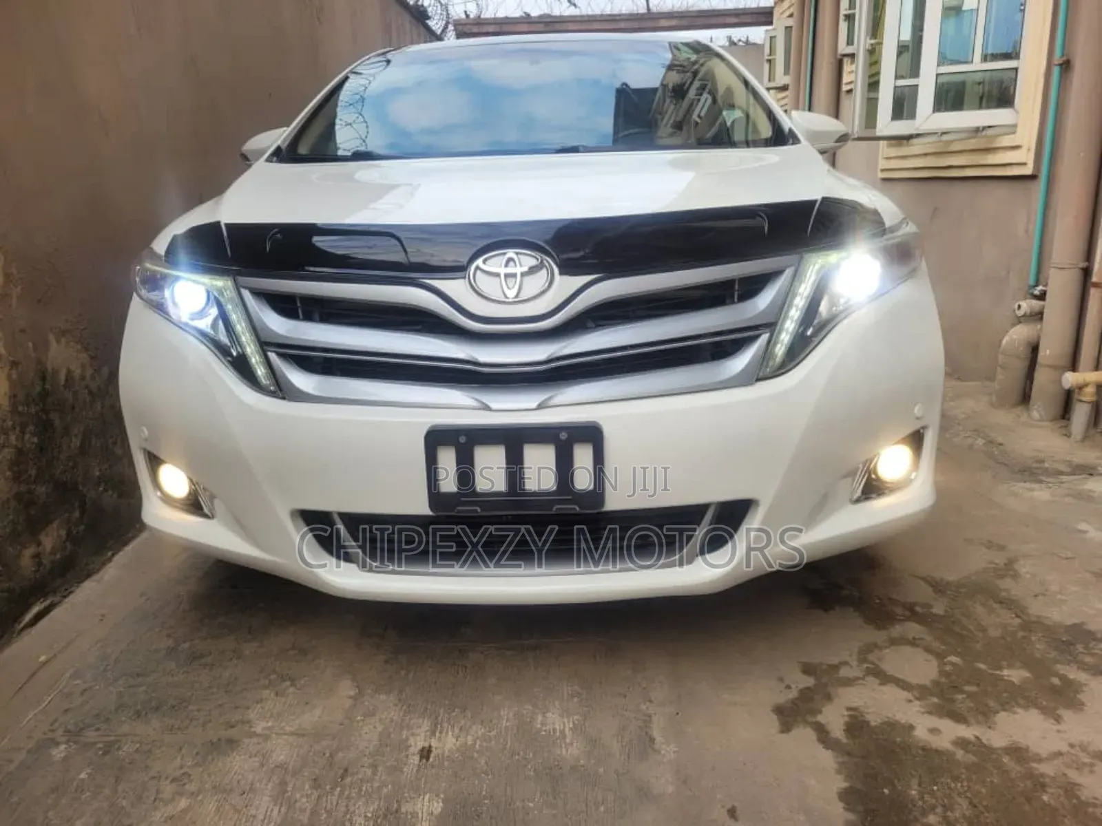 Toyota Venza Limited 4dr Wagon AWD (3.5L 6cyl 6A) 2015 White