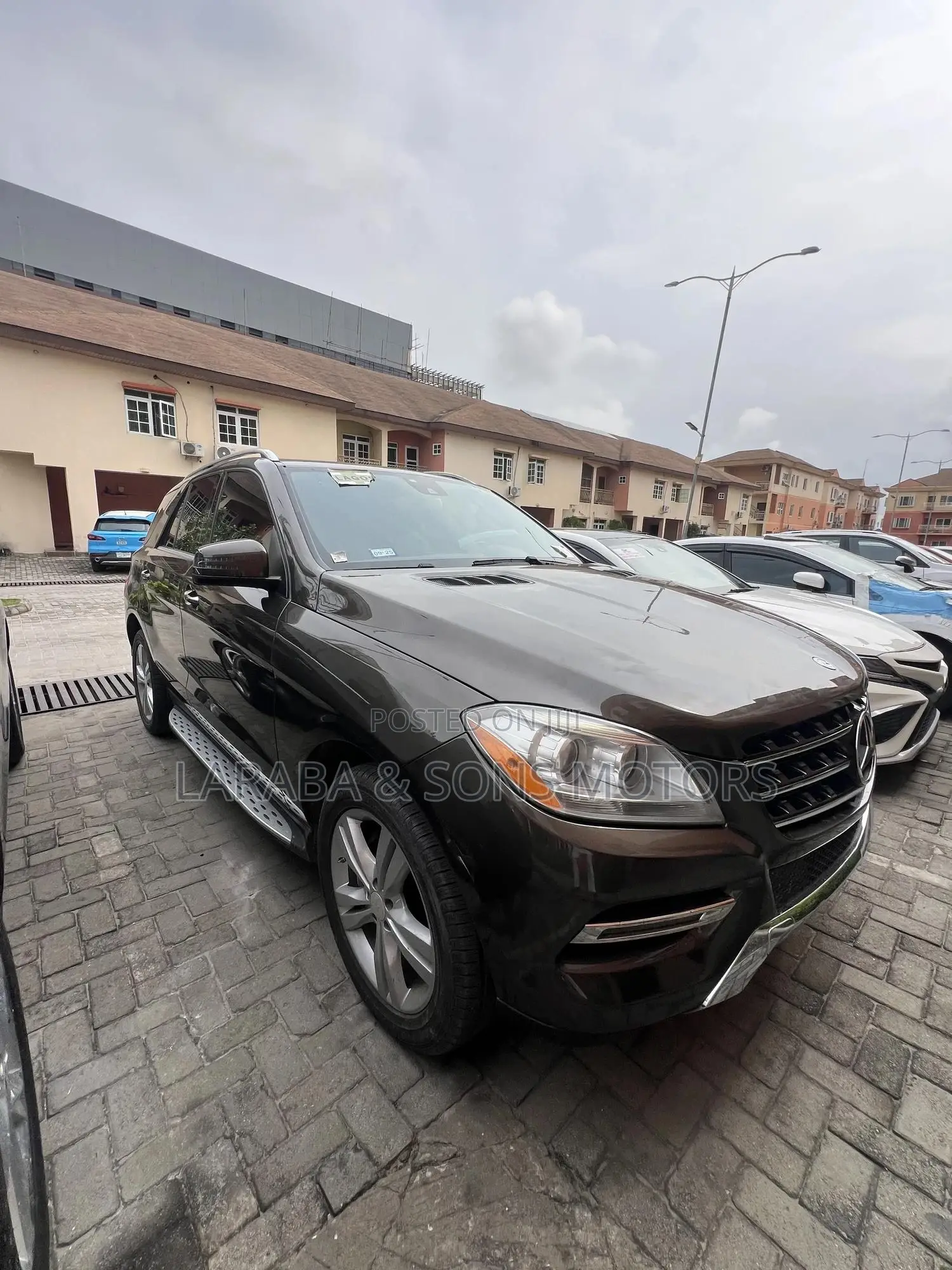 Mercedes-Benz M Class ML350 4MATIC 4dr SUV AWD (3.5L 6cyl 7A) 2014