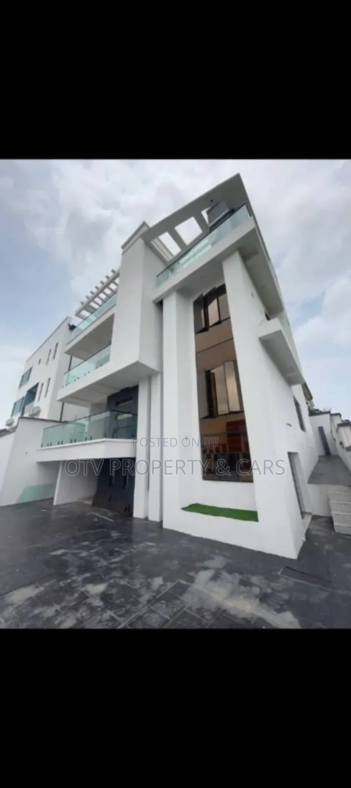 Furnished 5bdrm Duplex in GRA Phase 1 for sale