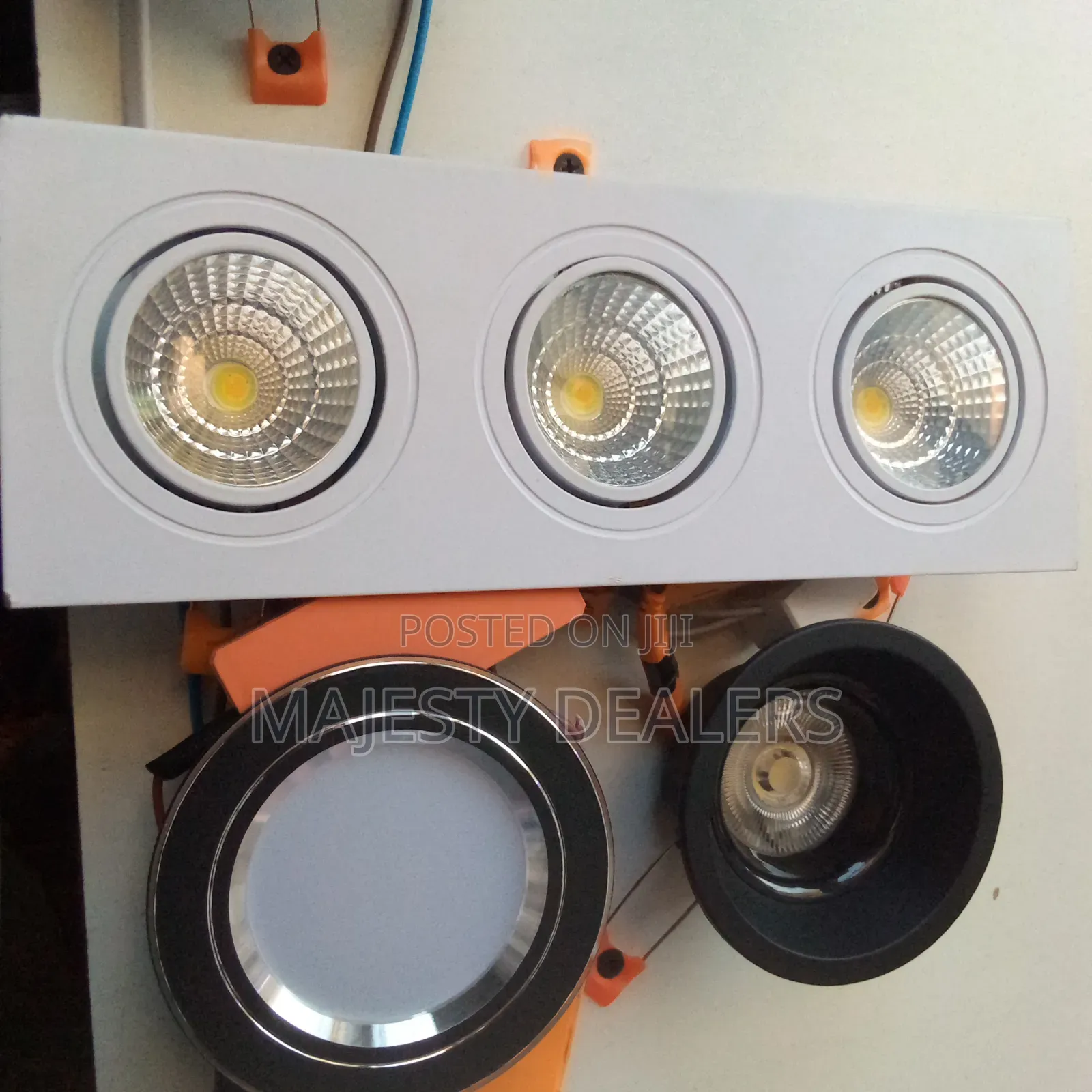 Spot Light 3in1 All Led Tricolor Lamp Double Pop Light Ava.