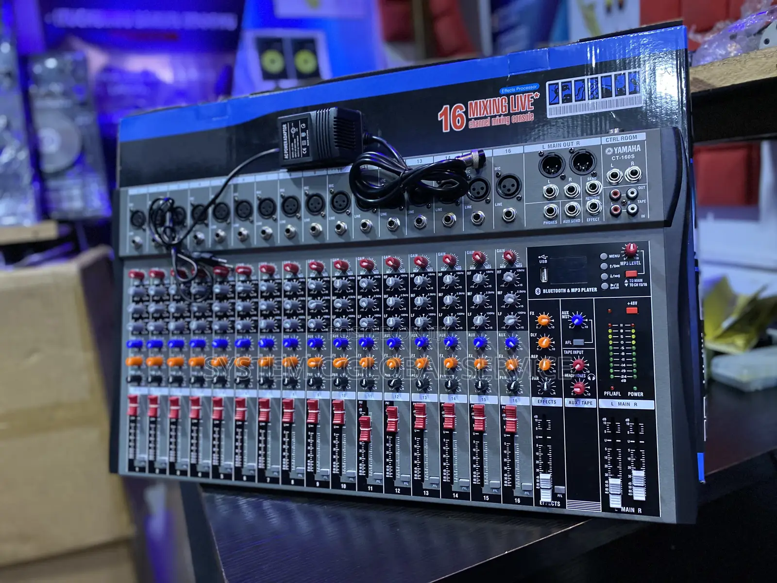 Yamaha Ct-160s 16 Channel Mixer