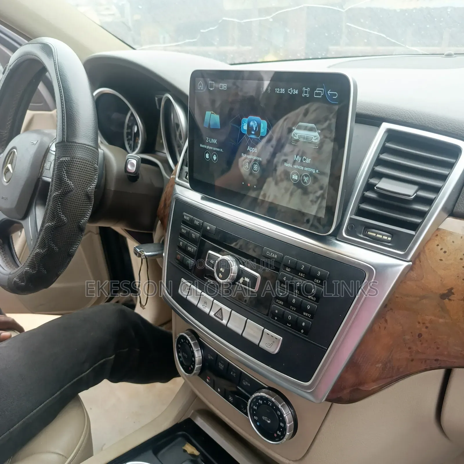 G .L .E Benz 2013 to 2017 Android With Car Play Screen