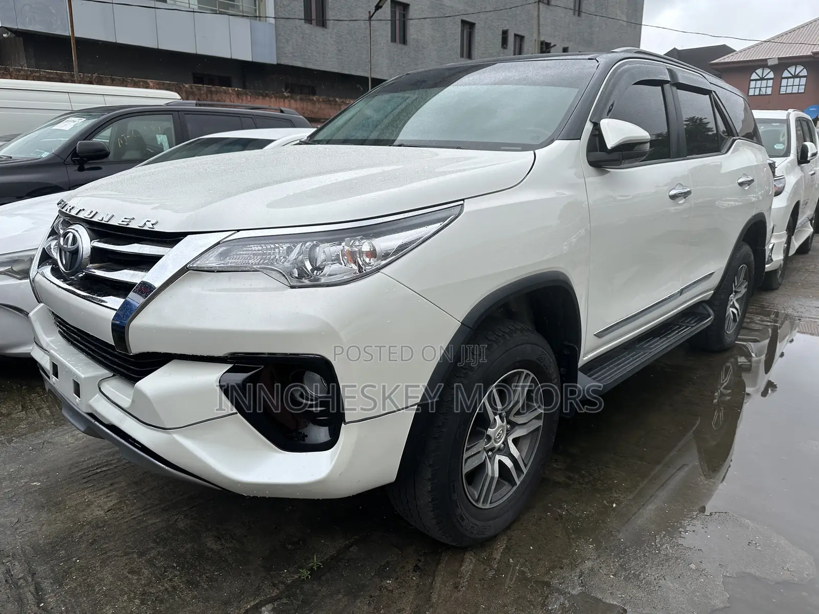 Toyota Fortuner 2019 White
