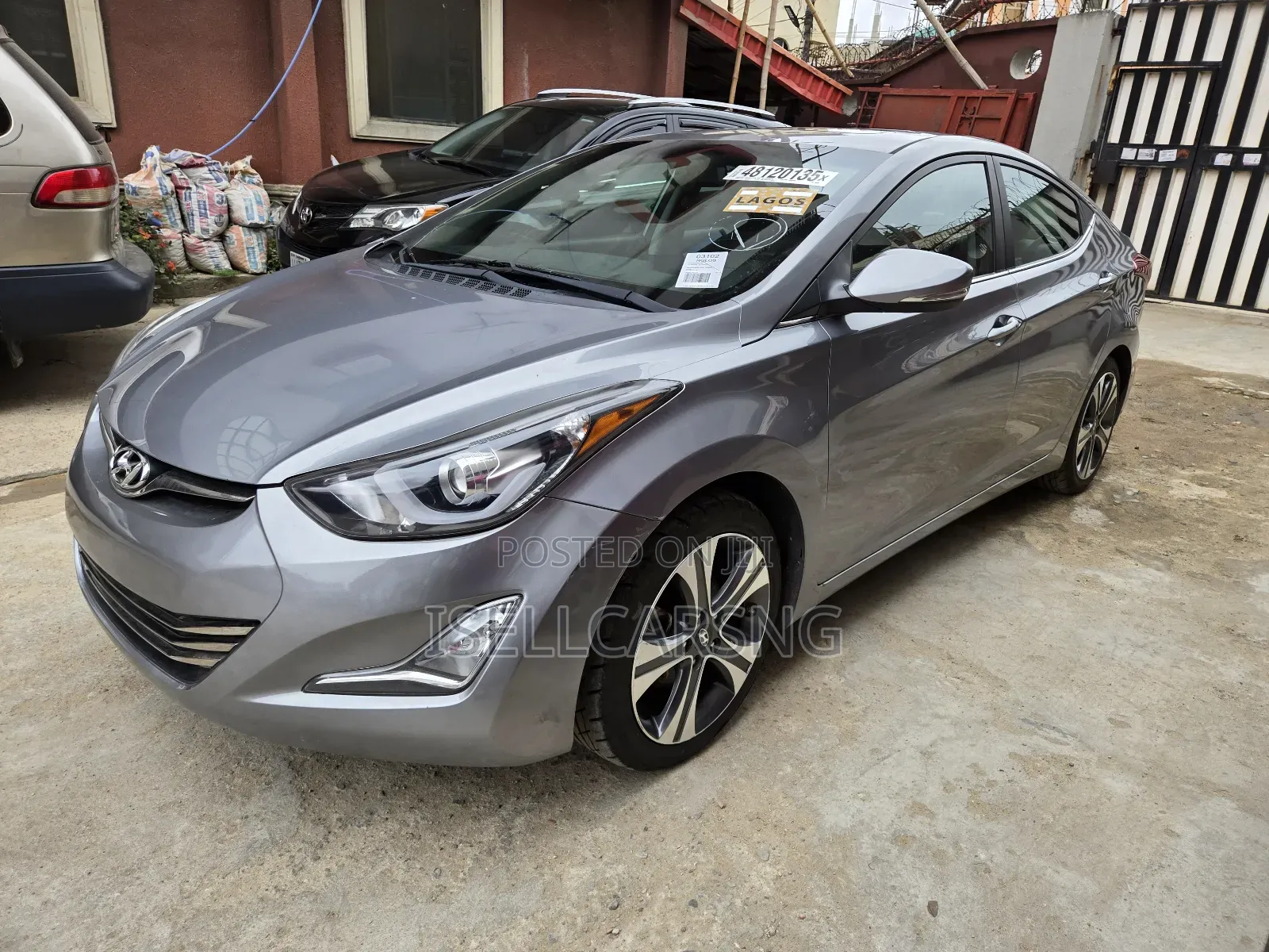 Hyundai Elantra Limited 4dr Sedan (1.8L 4cyl 6A) 2014 Gray