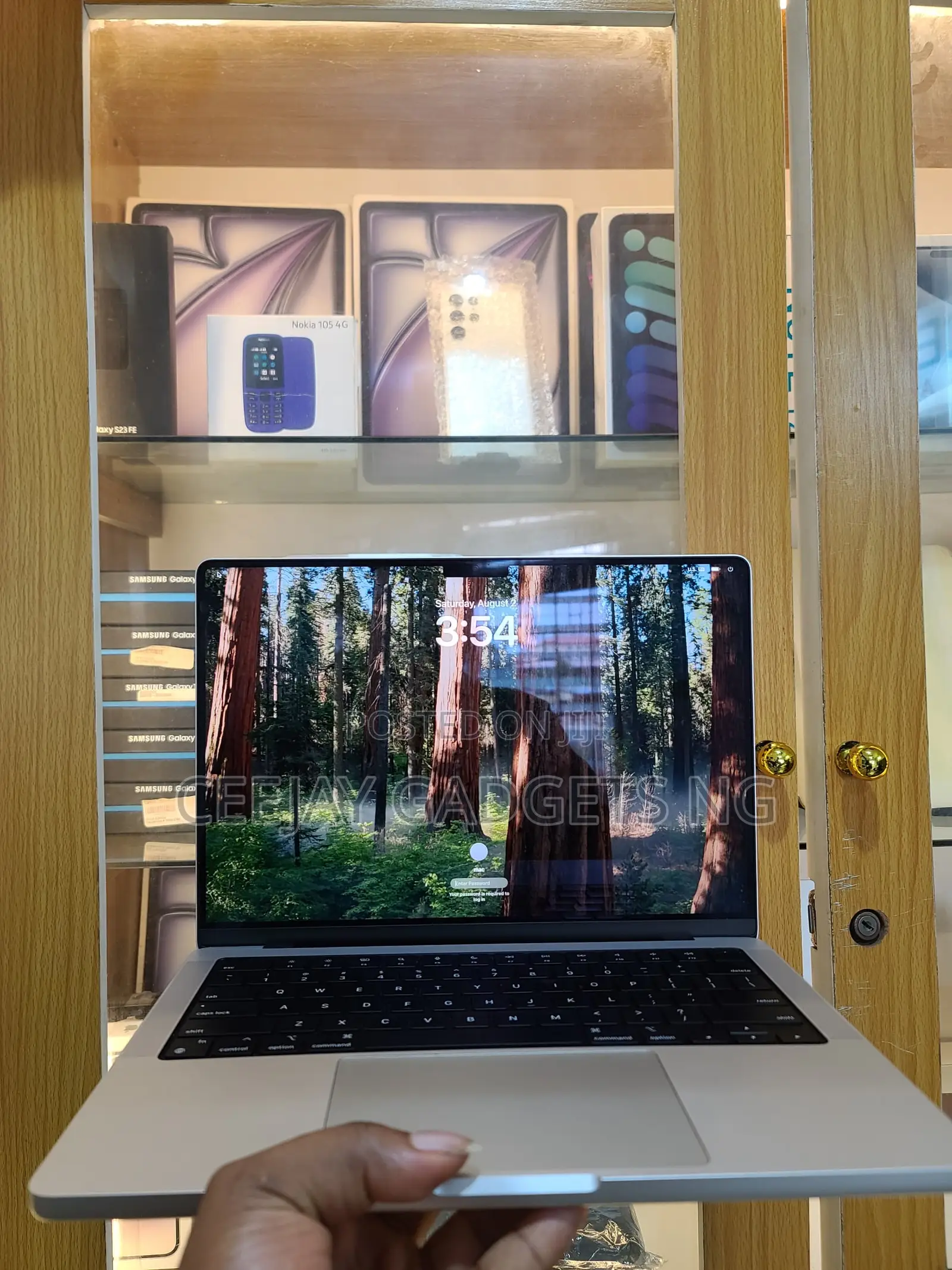 Laptop Apple MacBook Pro 2023 M2 Pro 16GB Apple M2 Ultra SSD 512GB