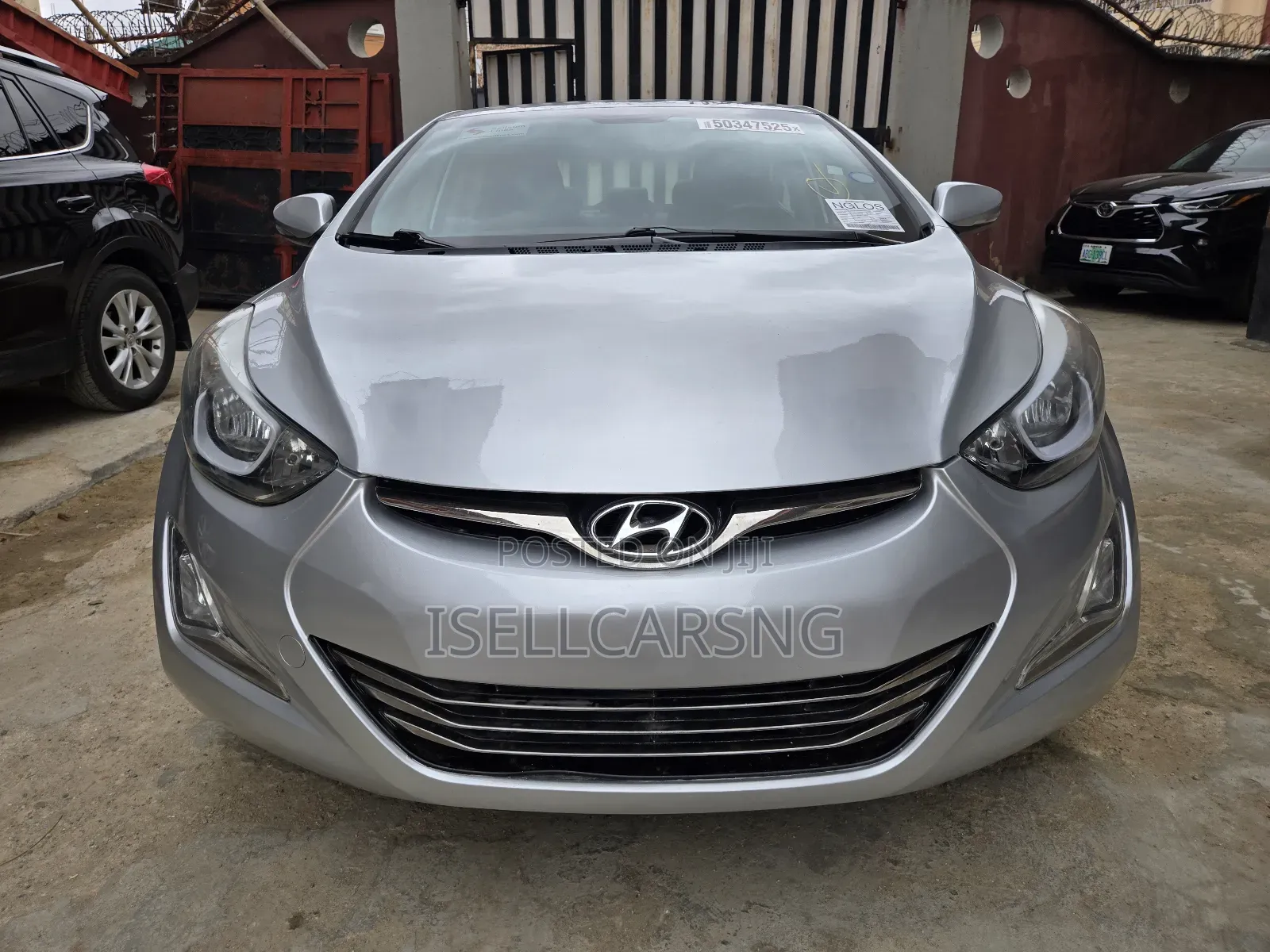 Hyundai Elantra Limited 4dr Sedan (1.8L 4cyl 6A) 2015 Silver