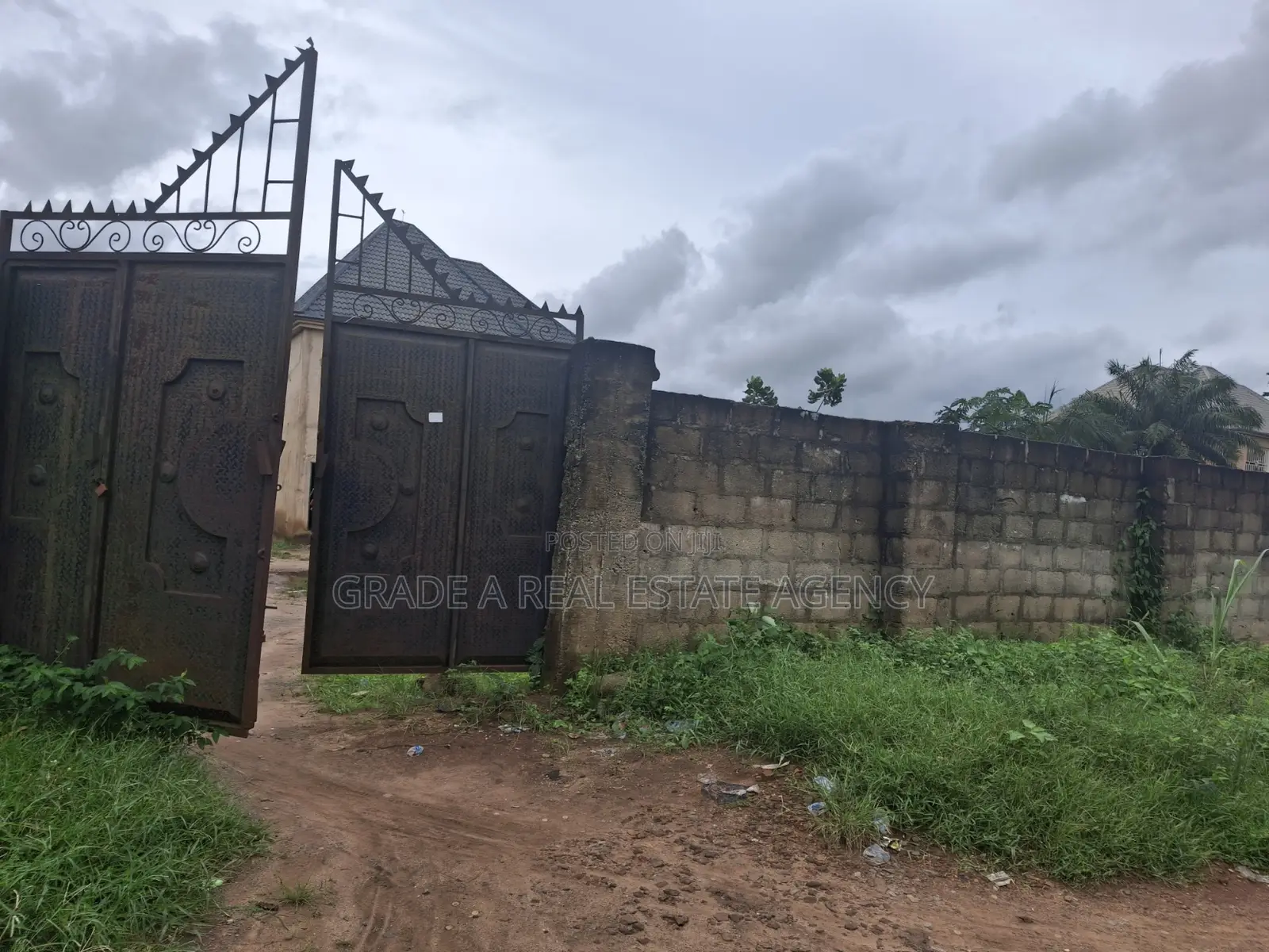 Commercial Property For Sale At Timber Market