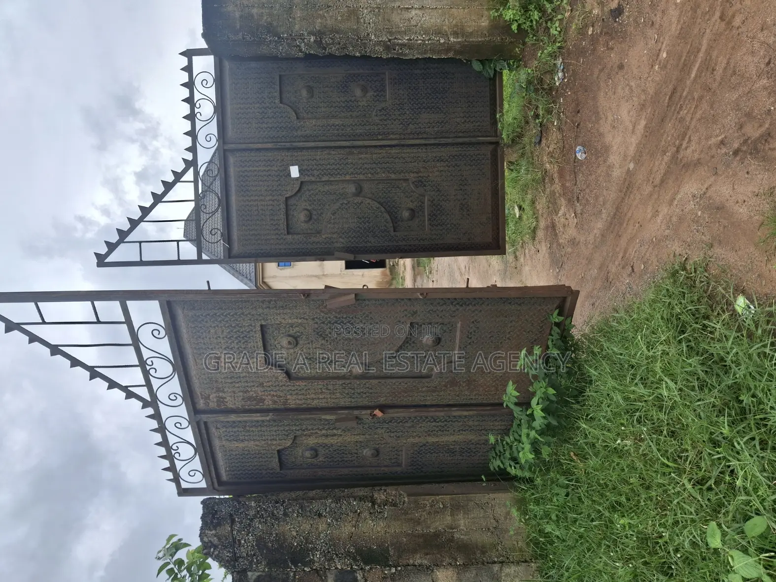 Commercial Property For Sale At Timber Market