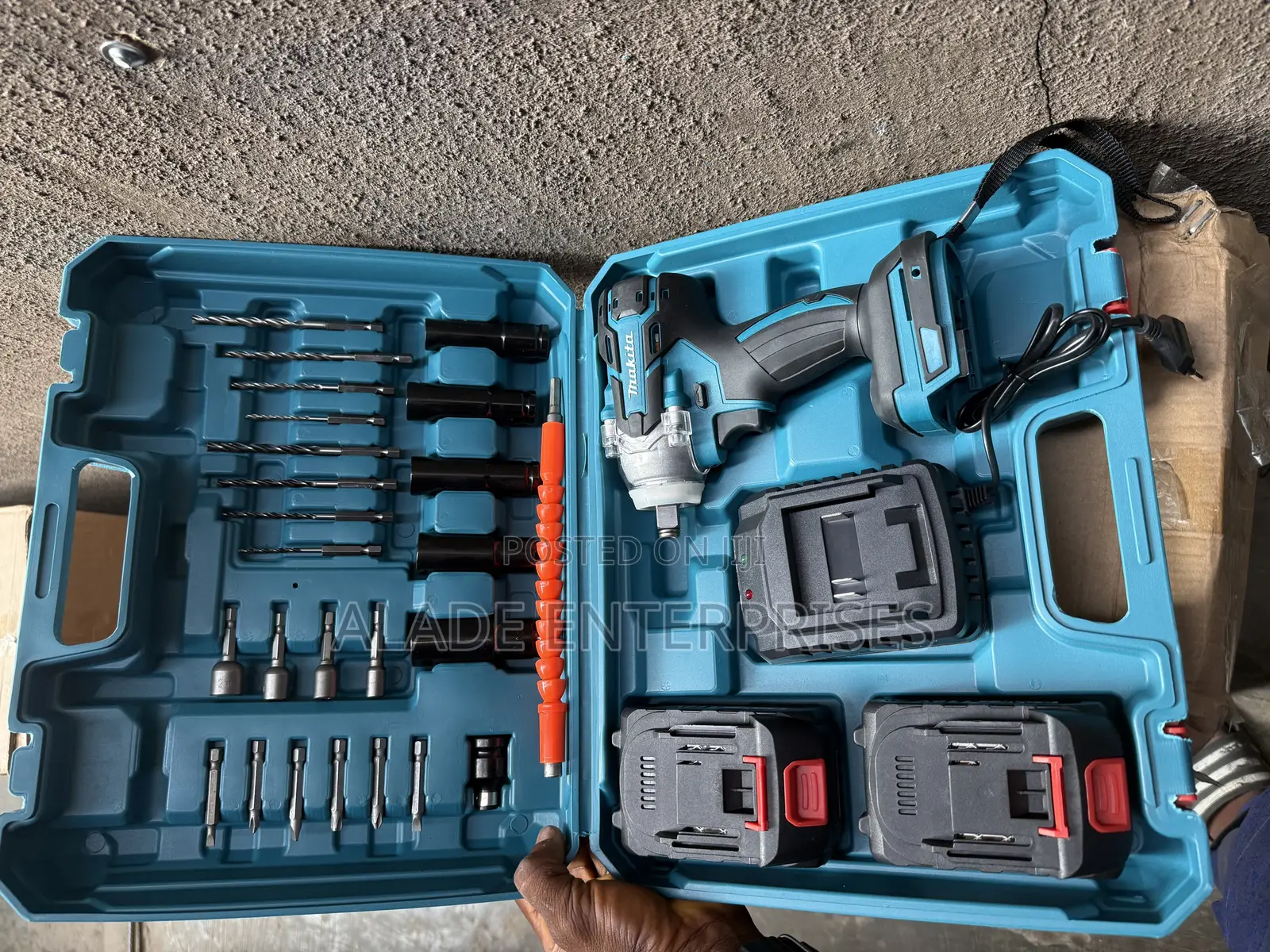 Makita Cordless Impact Wrench Conversible