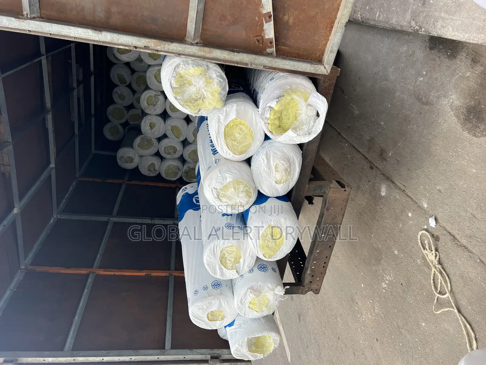 Fiberglass Rockwool for Soundproofing Installation