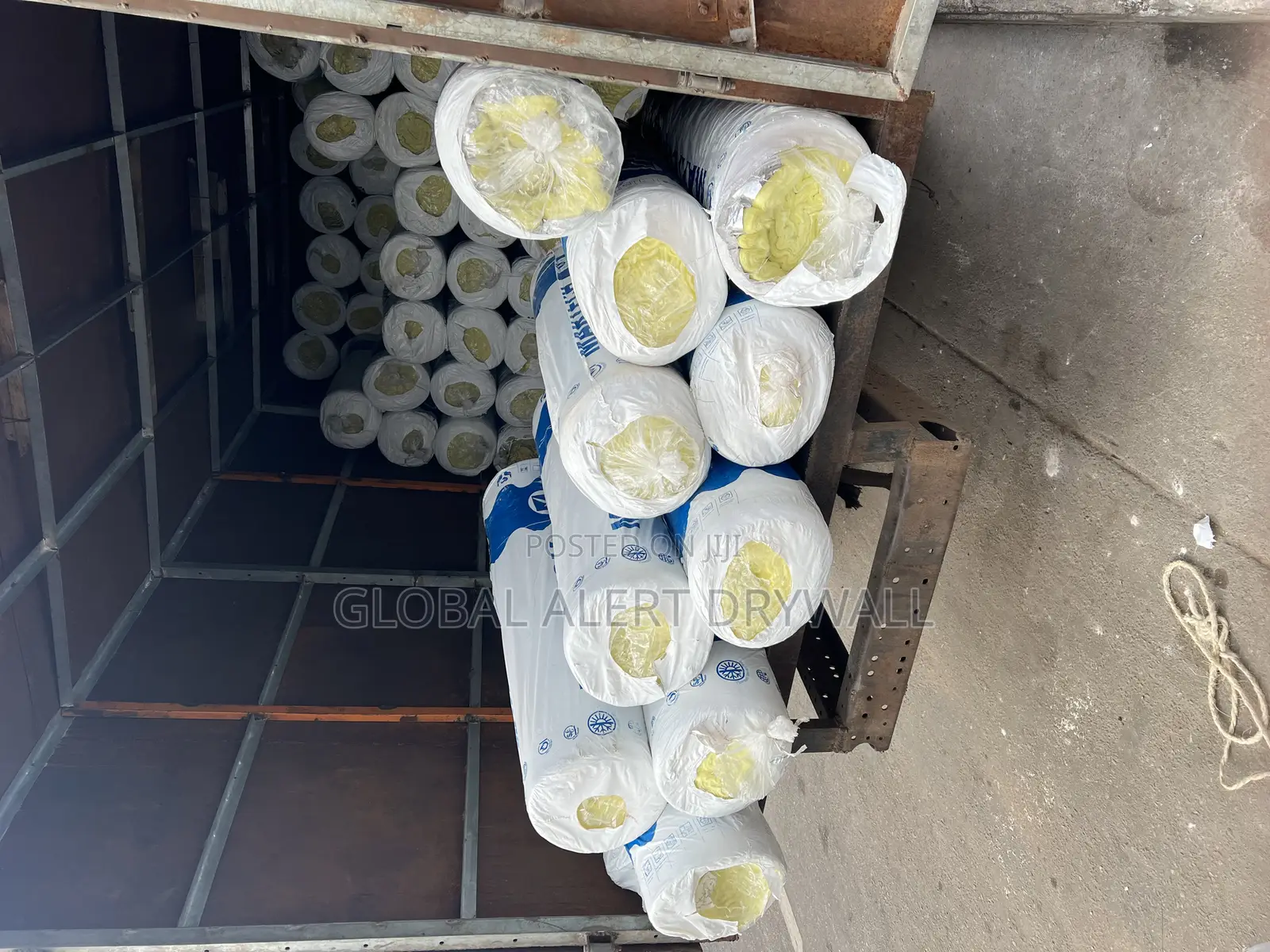 Fiberglass Rockwool for Soundproofing Installation