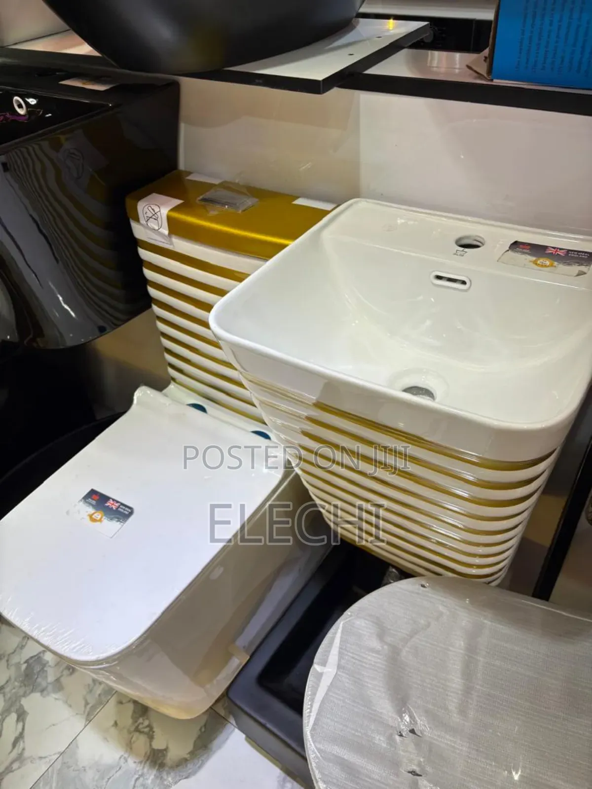 Gold Wc With Basin