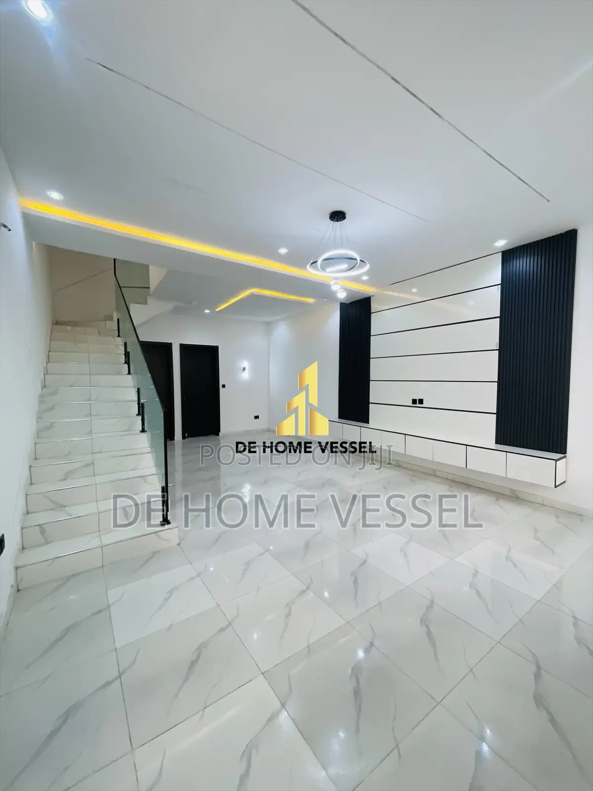 4bdrm Duplex in Ikota for sale