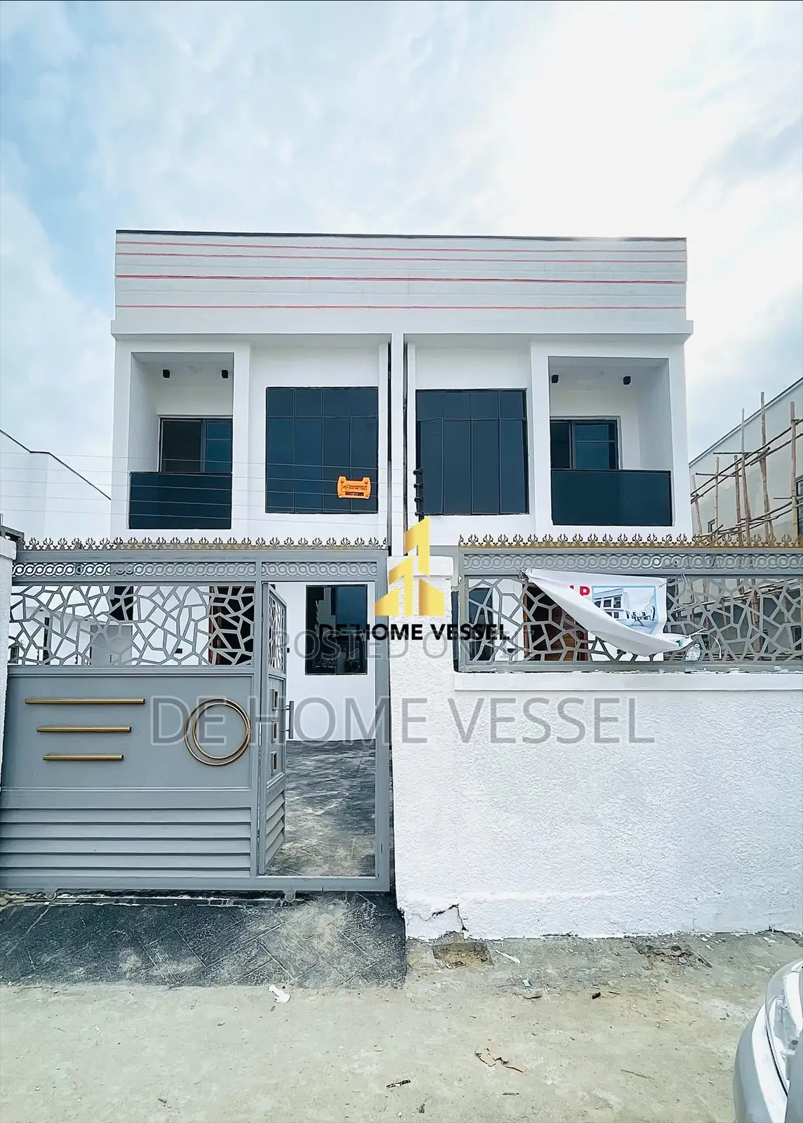 4bdrm Duplex in Ikota for sale