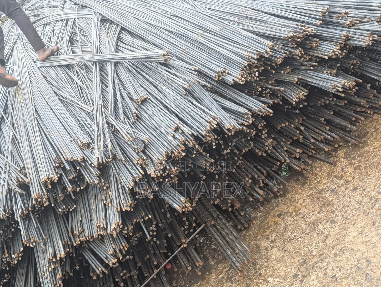 12mm Y12 10mm Y10 16mm Y16 Full Guage TMT Rebars Iron Rods