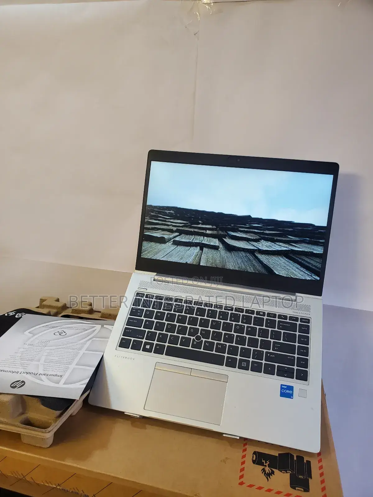 New Laptop HP EliteBook 745 G5 8GB Intel Core i5 SSD 256GB