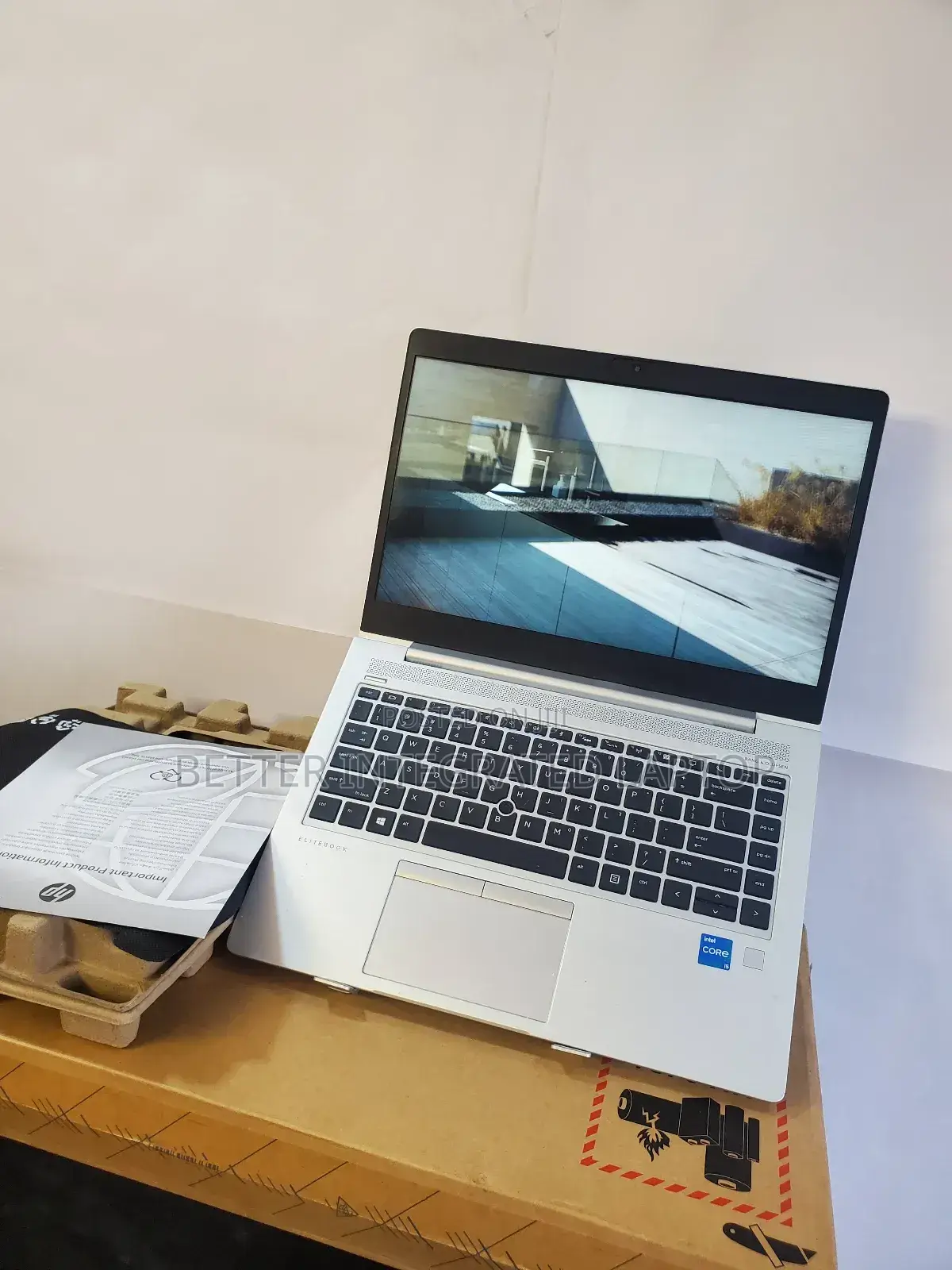 New Laptop HP EliteBook 745 G5 32GB Intel Core i5 SSD 256GB