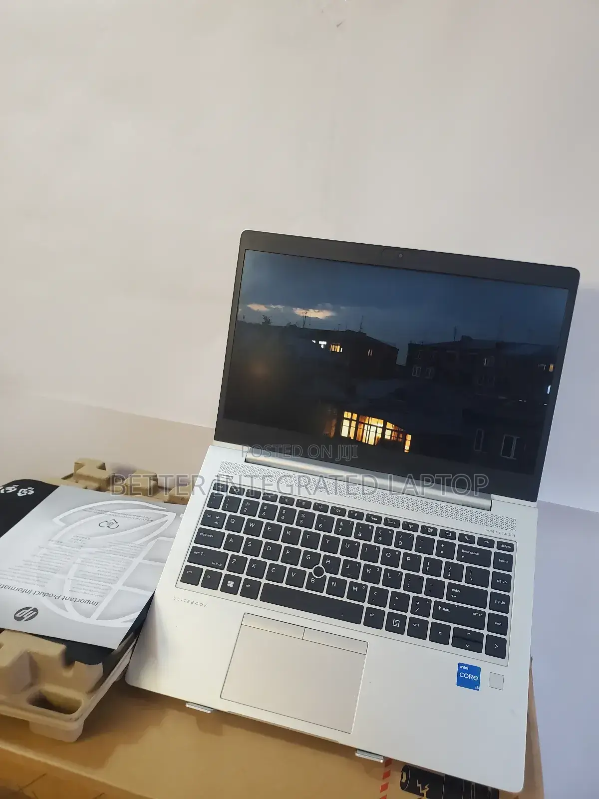 New Laptop HP EliteBook 745 G6 12GB Intel Core I5 SSD 256GB