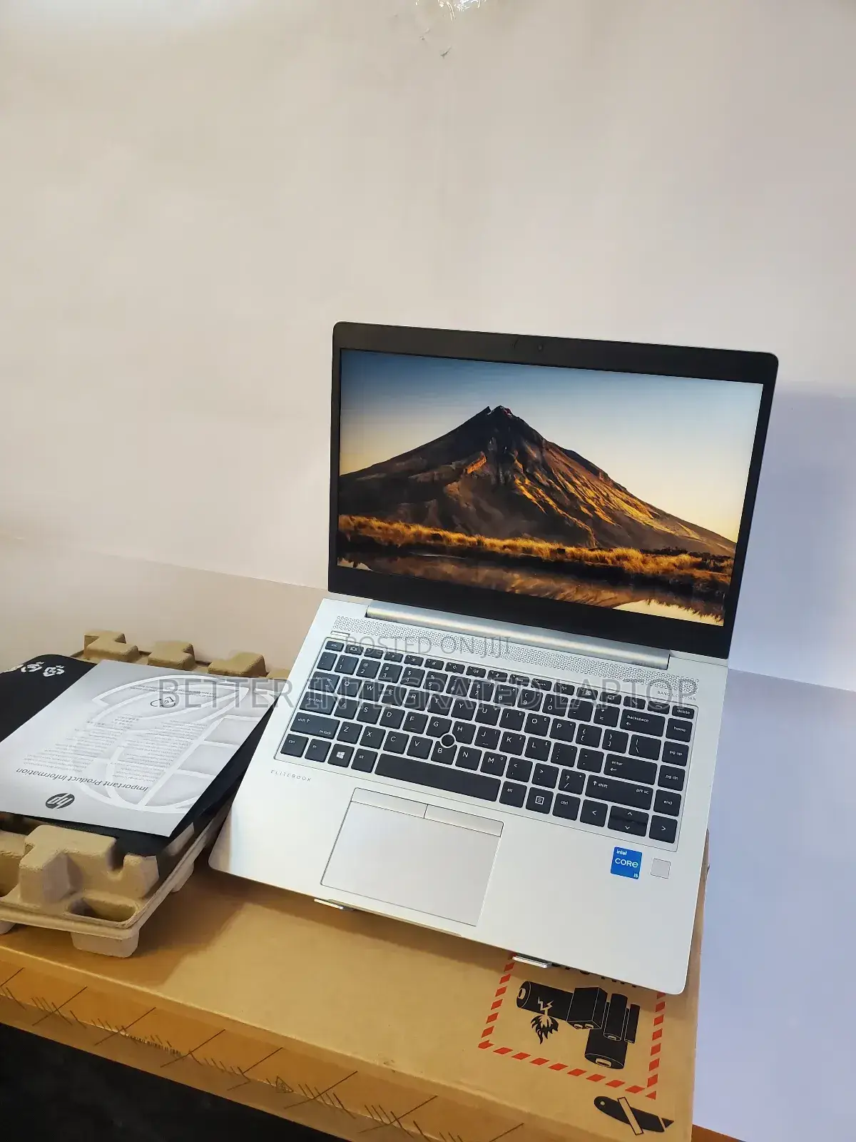 New Laptop HP EliteBook 745 G6 8GB Intel Core i5 SSD 512GB