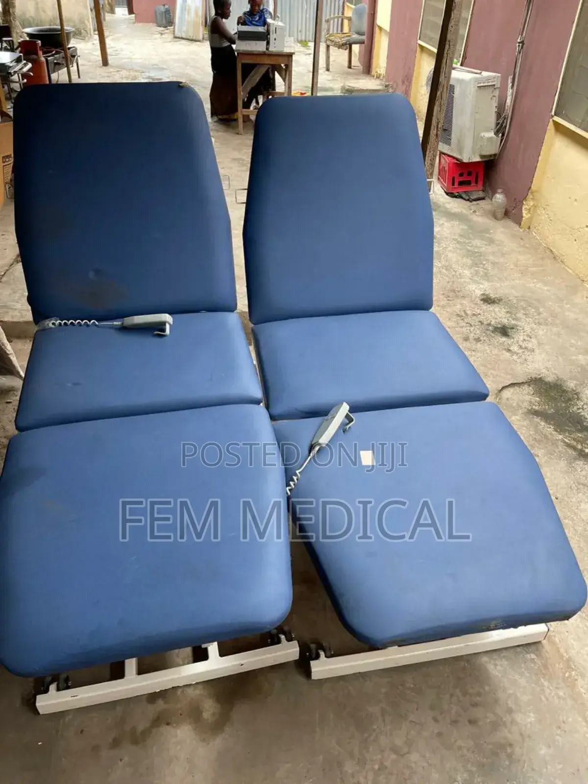Electric Examination Couch
