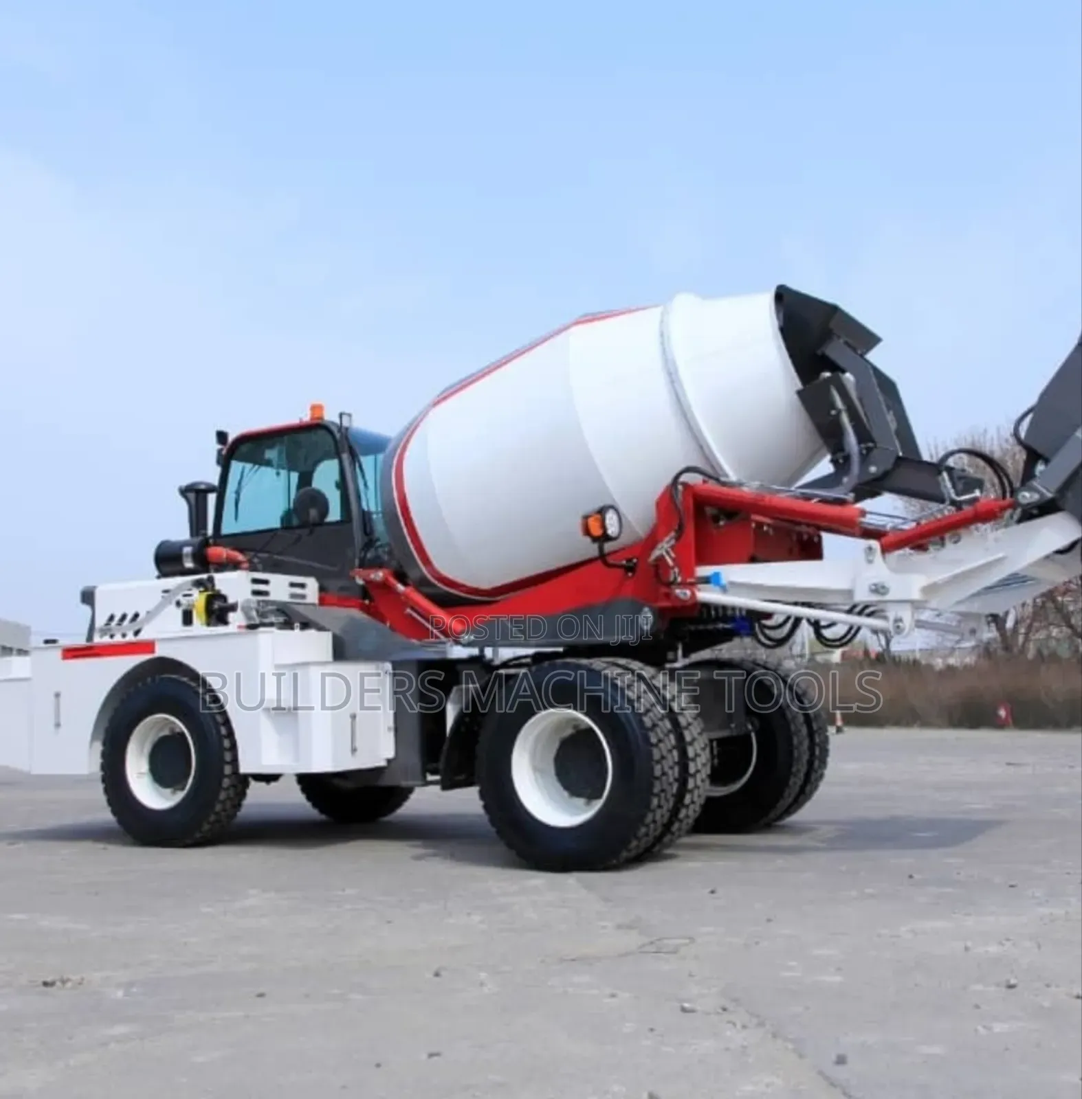 3.5cbm 4x4 Hydraulic Self Loader Concrete Mixer