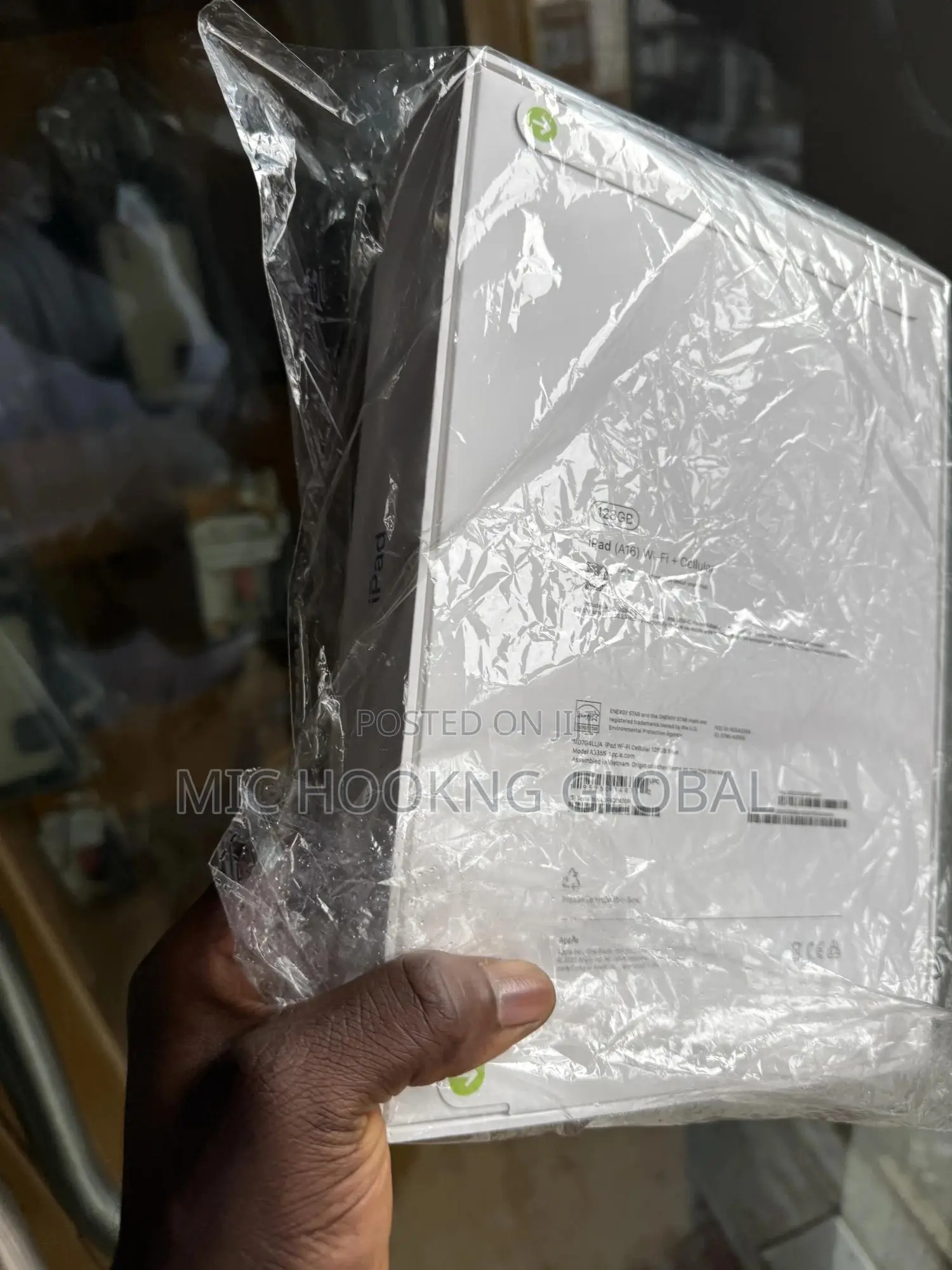 New Apple iPad (2025) 128 GB Blue