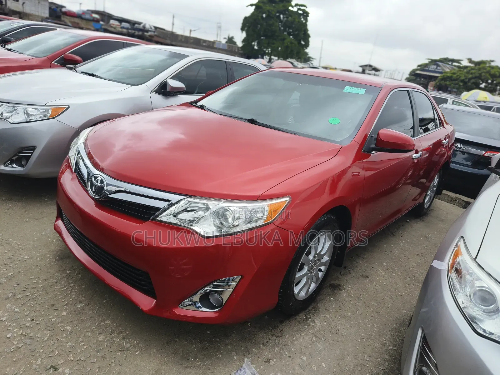 Toyota Camry LE 4dr Sedan (2.5L 4cyl 6A) 2014 Red