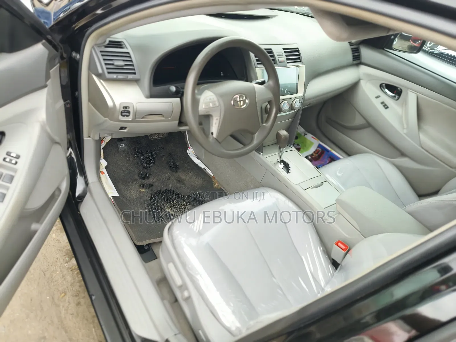 Toyota Camry LE 4dr Sedan (2.5L 4cyl 6A) 2011 Black