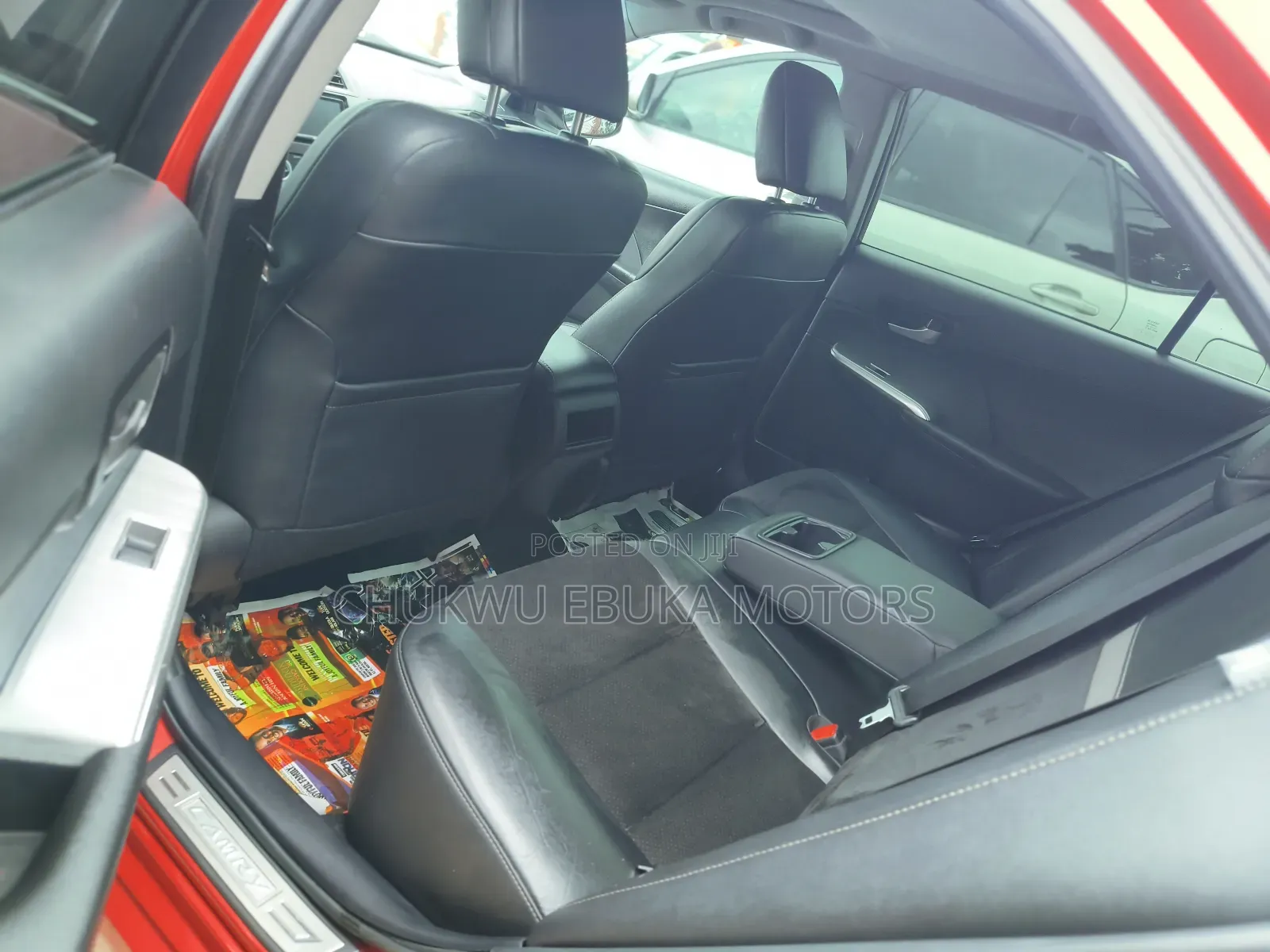 Toyota Camry SE 4dr Sedan (2.5L 4cyl 6A) 2012 Red