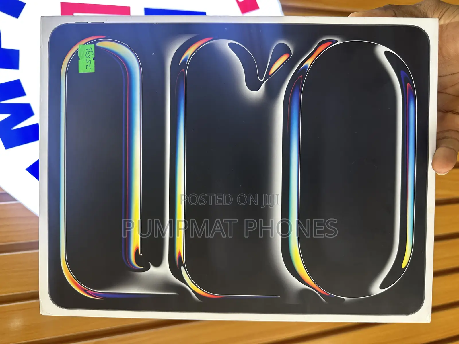 New Apple iPad Pro 13 (2024) 256 GB Black