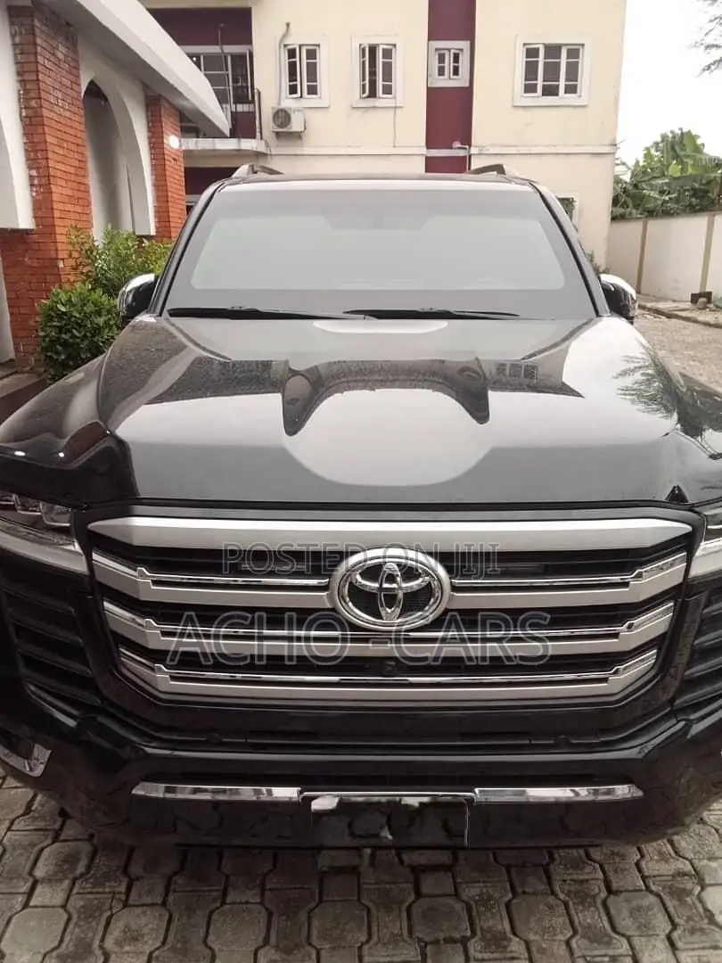 Toyota Land Cruiser 2024 Black