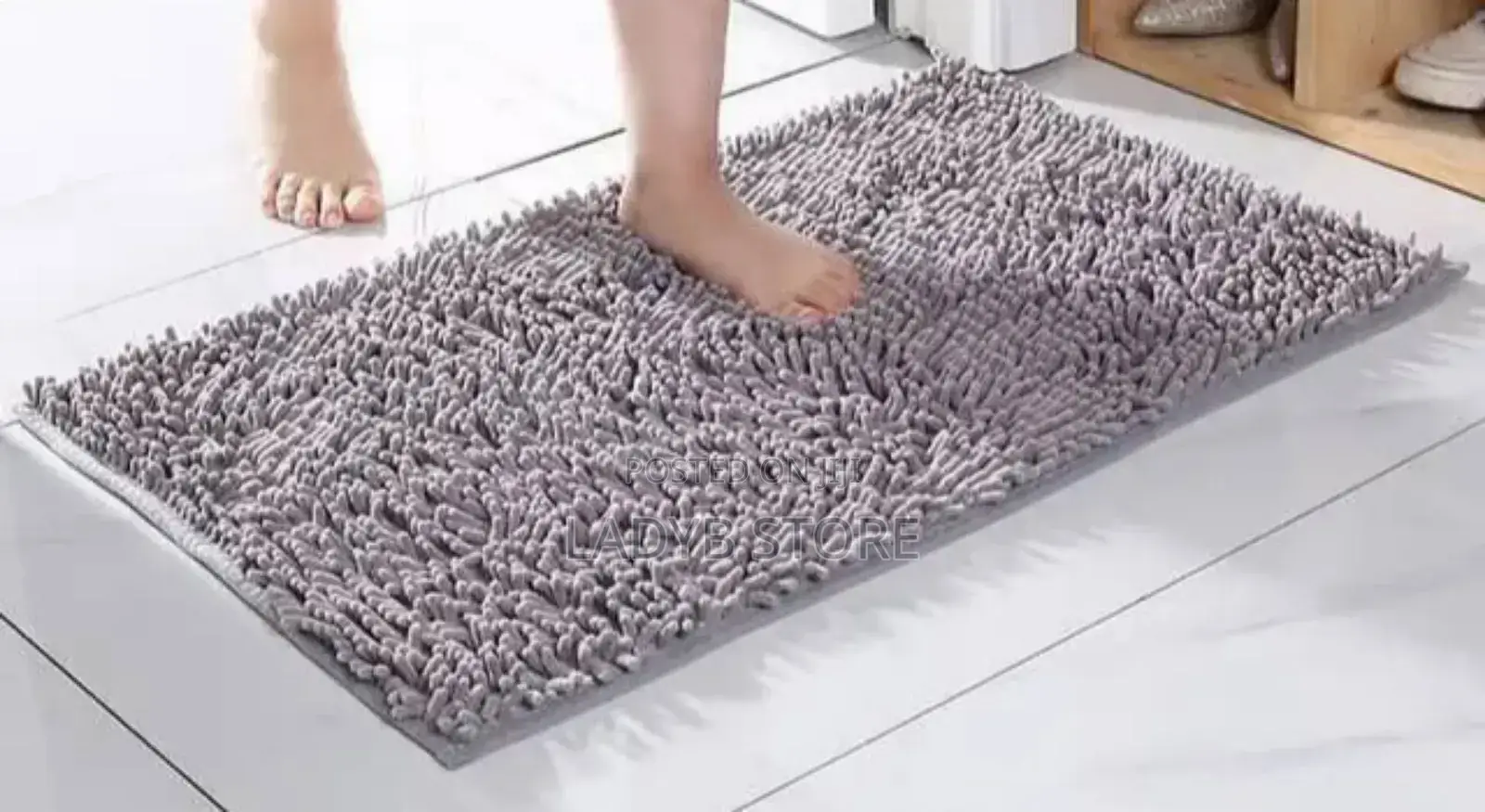 Quality Chenille Foot Mat