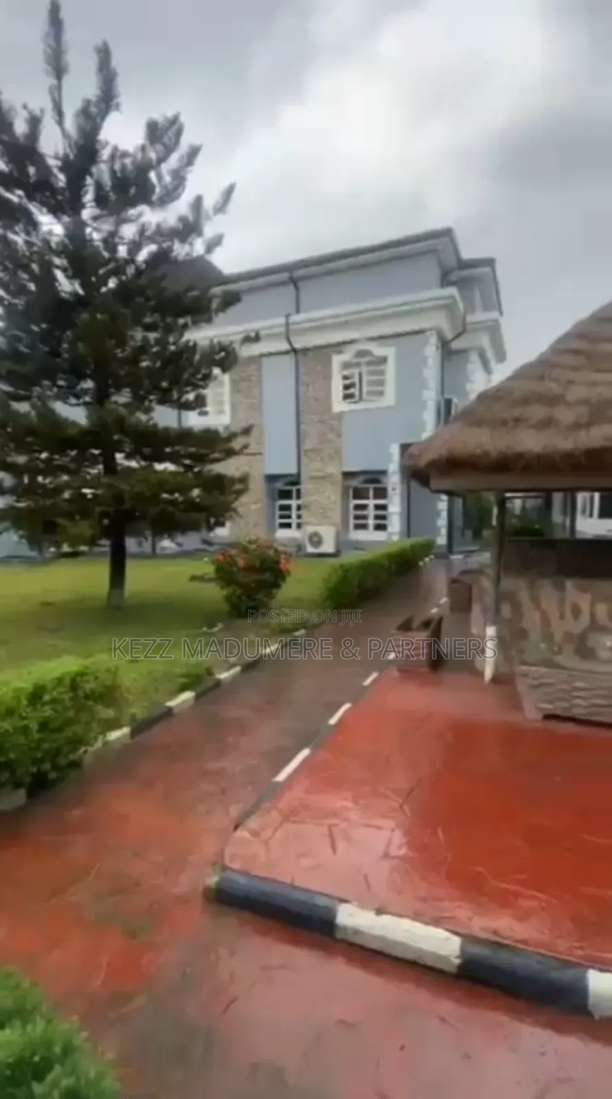 8bdrm Maisonette in New Gra, Port for sale