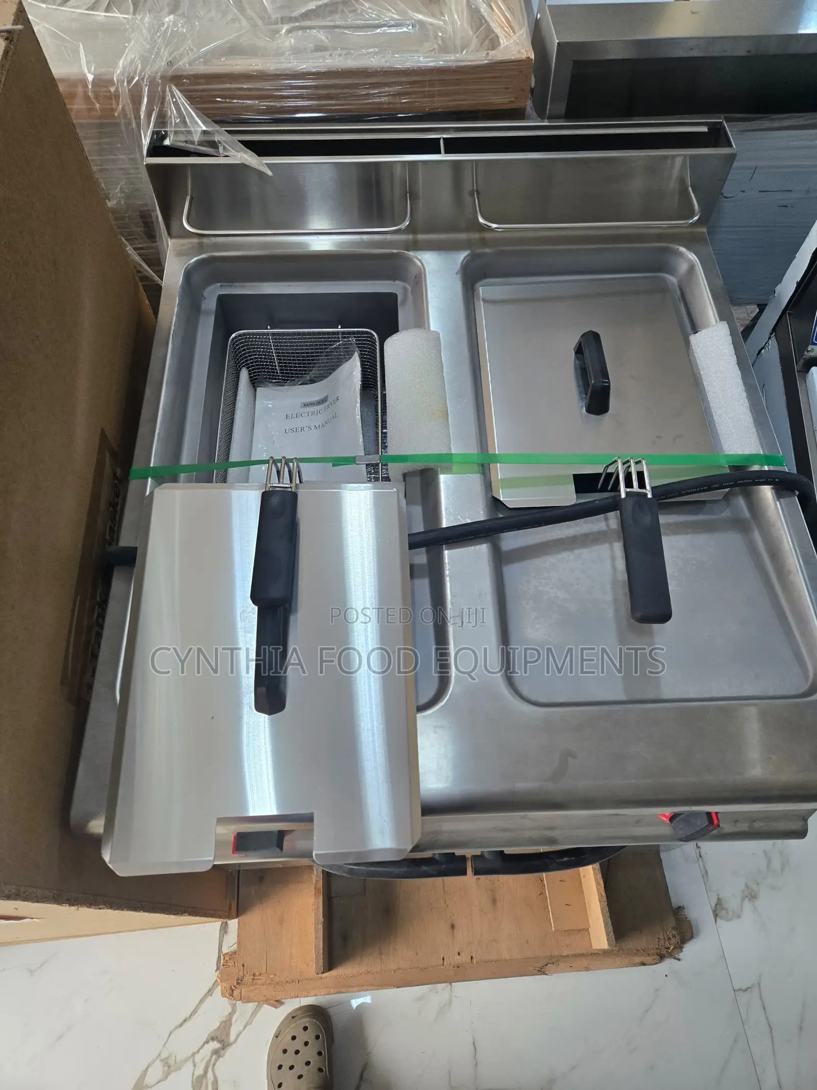 20l X 20l Standing Electric Deep Fryer With Cabinet