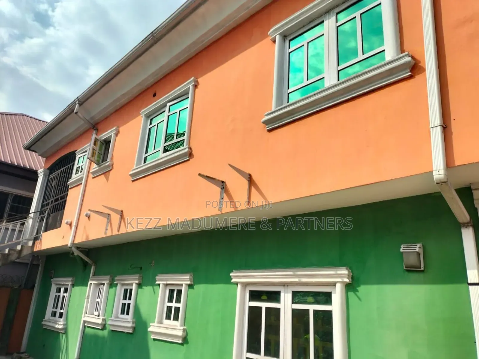 5bdrm Duplex in Nta Road , Port for sale