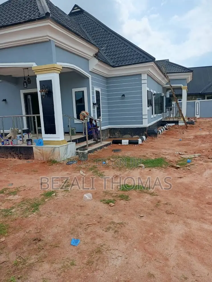 Painting and Screeding