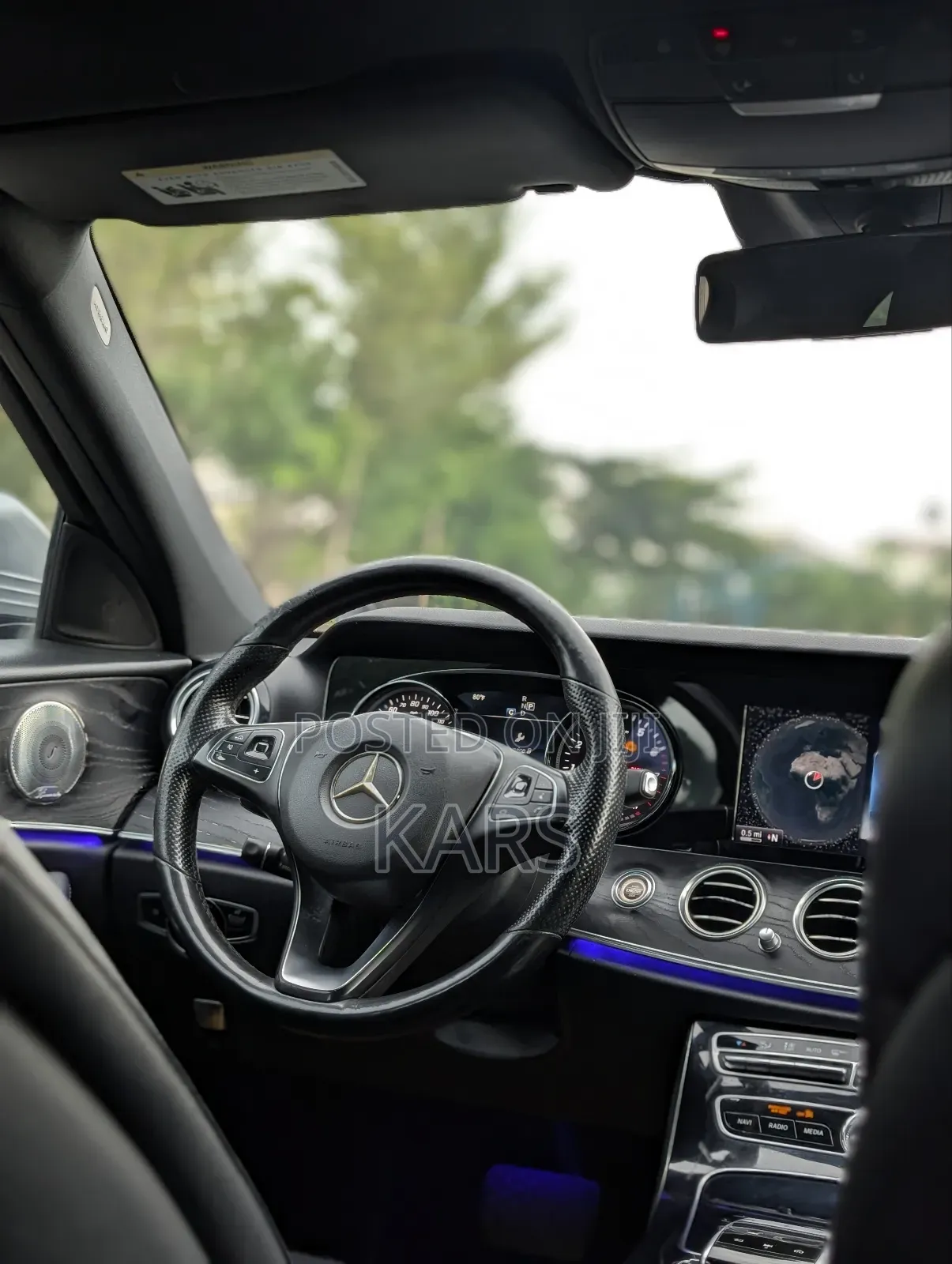 Mercedes-Benz E300 2017 Silver
