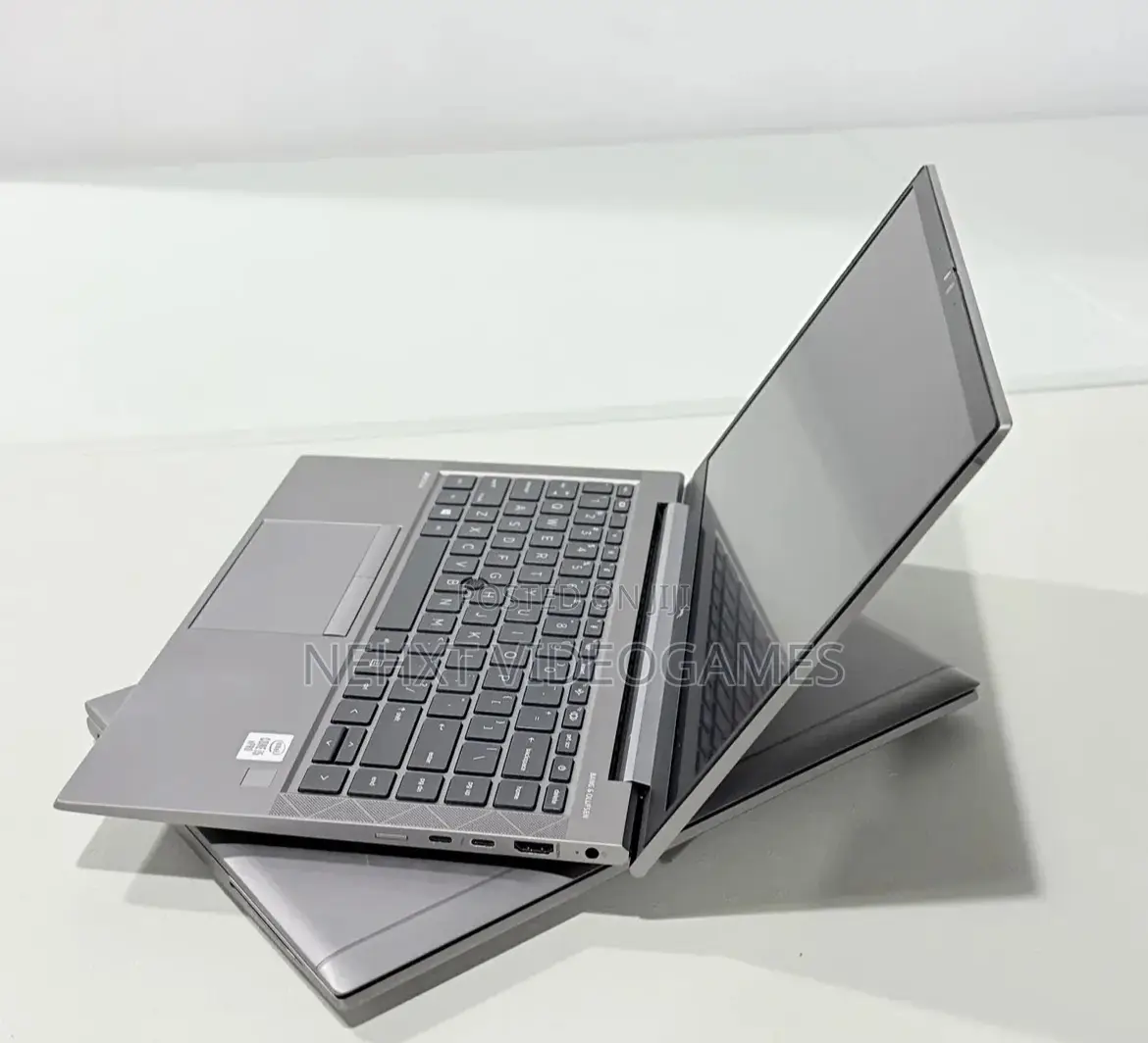Laptop HP ZBook Firefly 14 G7 16GB Intel Core I7 SSD 512GB