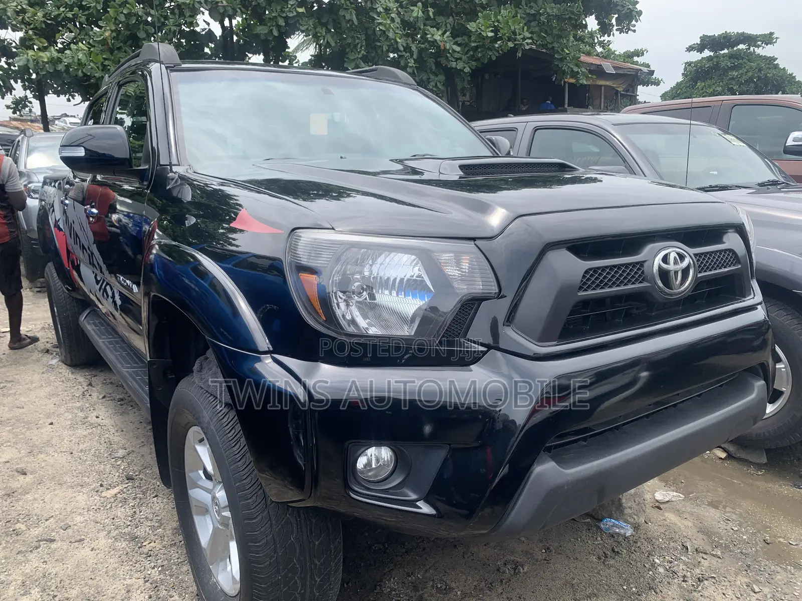 Toyota Tacoma 4dr Double Cab 5.0 ft. SB (2.7L 4cyl 4A) 2015 Black