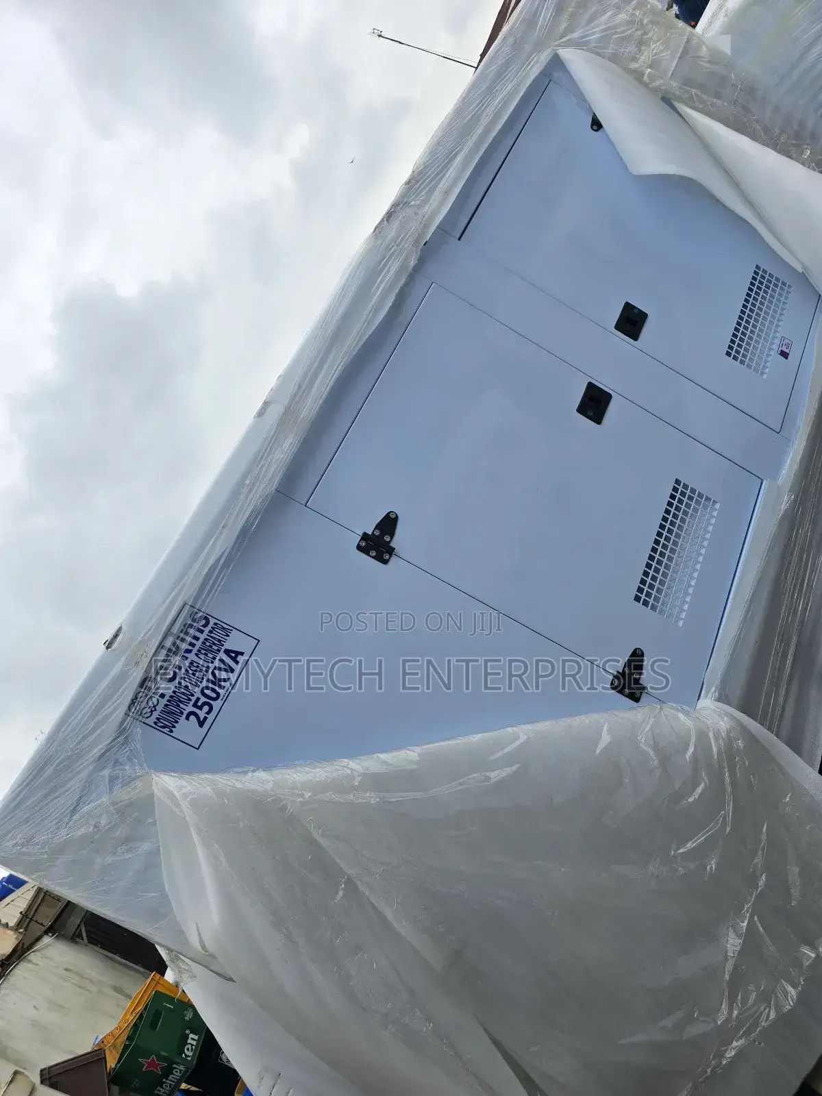 ◇♡England Perkins Diesel Soundproof Gen Sp250kva 2years Wty