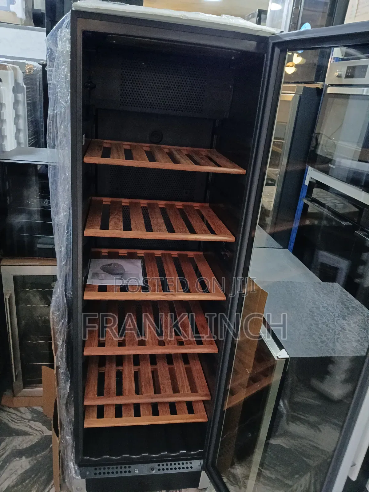 Bosch Built-in/Free Standing Wine Chiller.