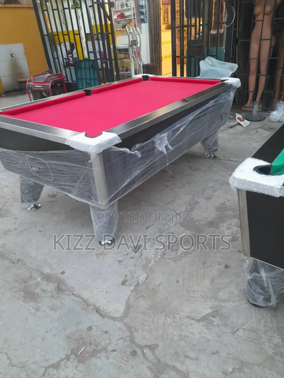 Marble Coin Snooker With Accessories Brand New