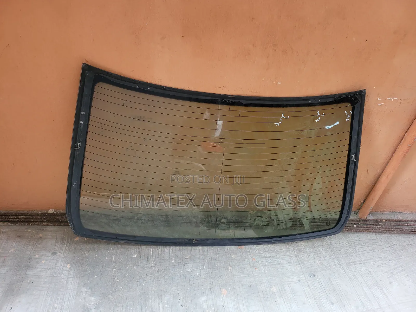 Toyota Camry 2.4 Back Glass Available