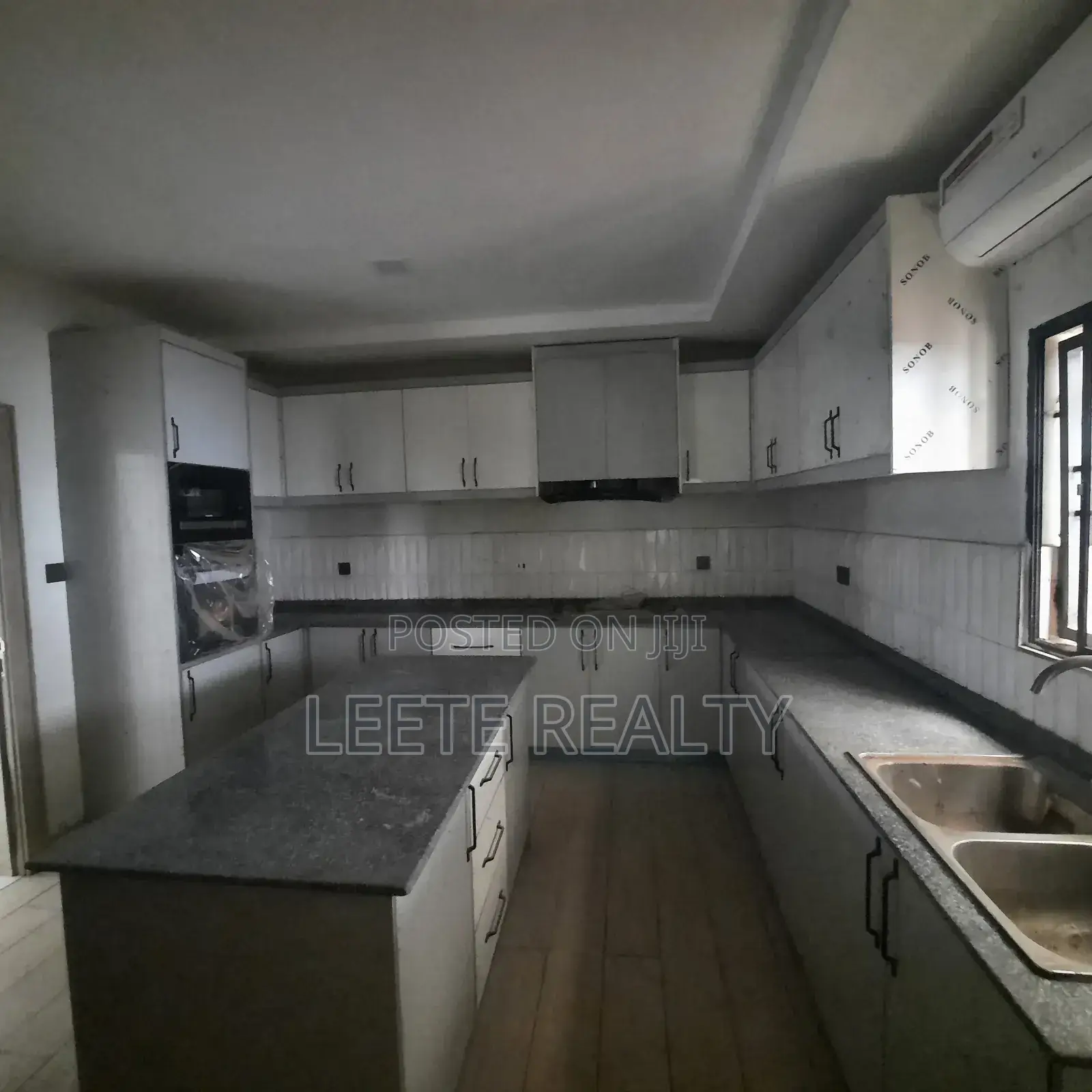 5bdrm Duplex in Wuye for sale