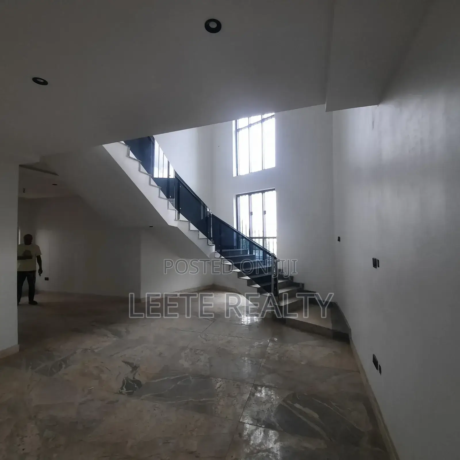 5bdrm Duplex in Wuye for sale